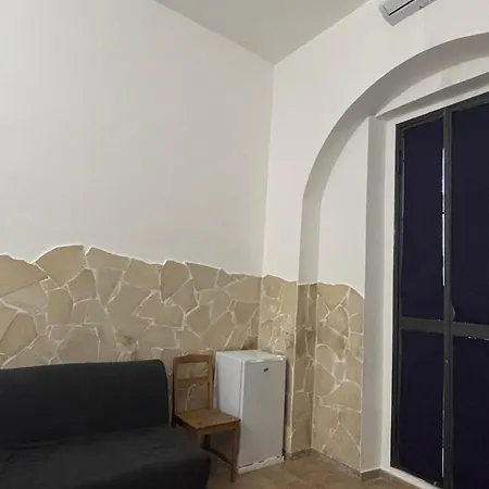 La Casa Della Corte Апартаменты Ачиреале